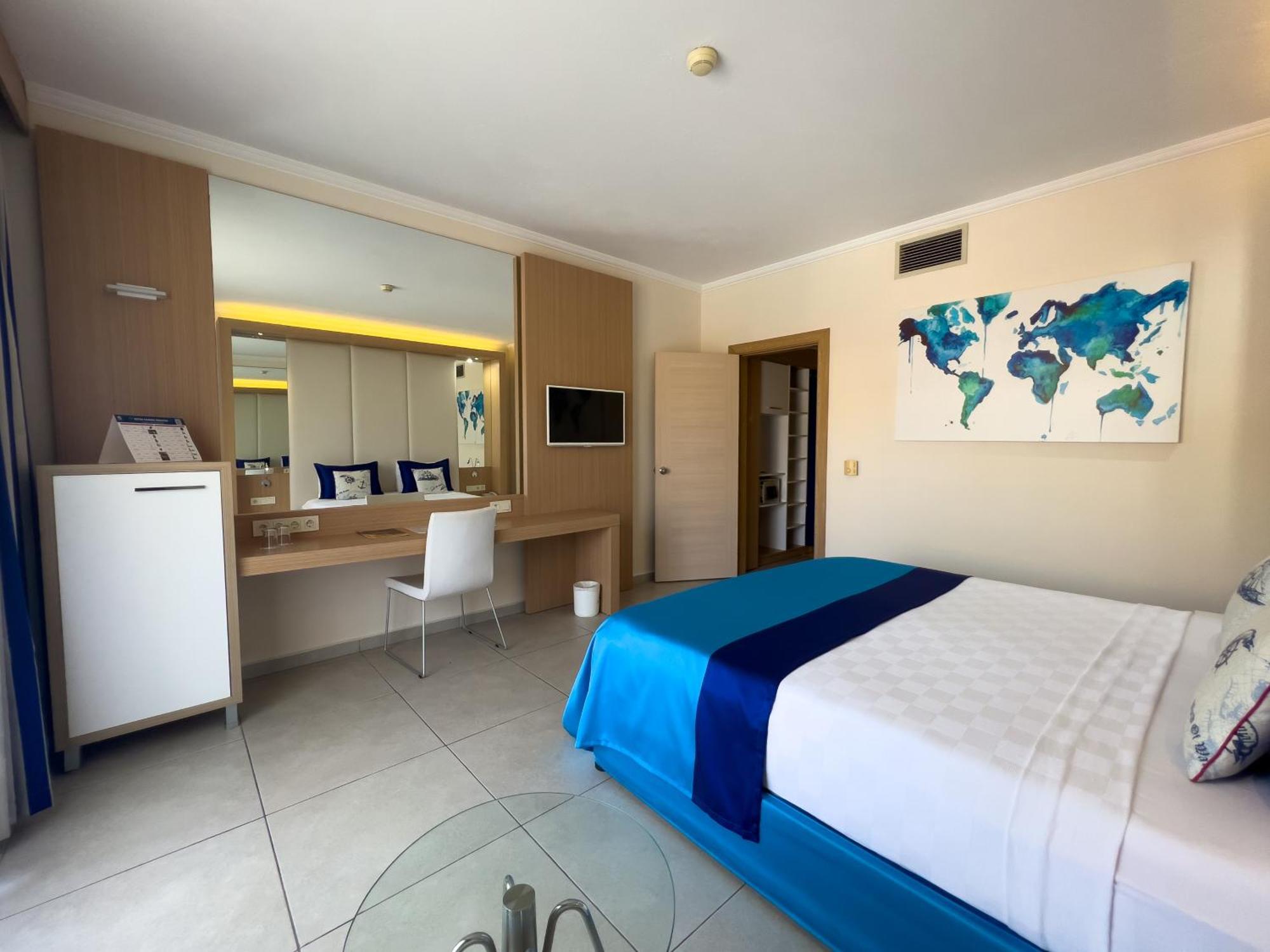 Aqi Pegasos World Hotel ซีเด ภายนอก รูปภาพ